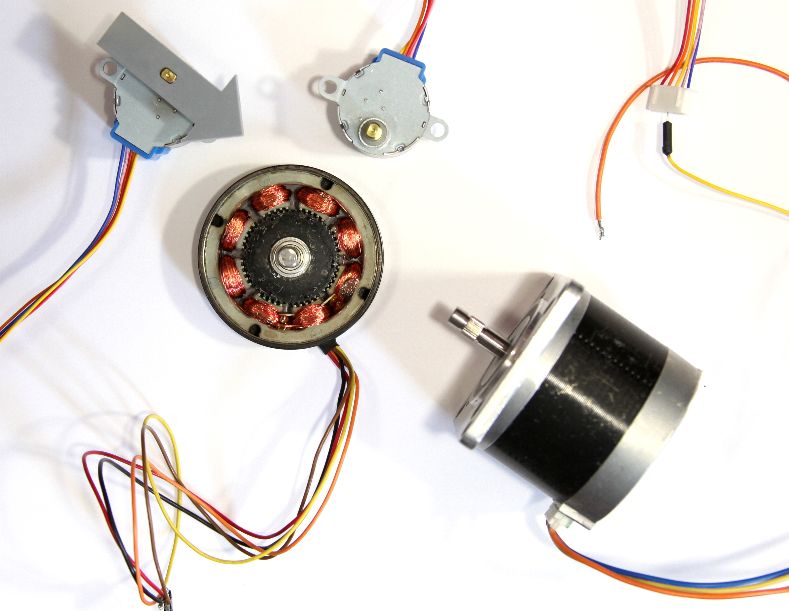 Learn The Basics of DC Motors and Small DC Gear Motors