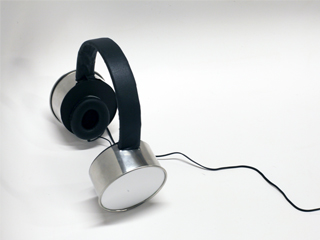 A playful twist to an ordinary product! These headphones not only play, but also pan and boost the music you love.