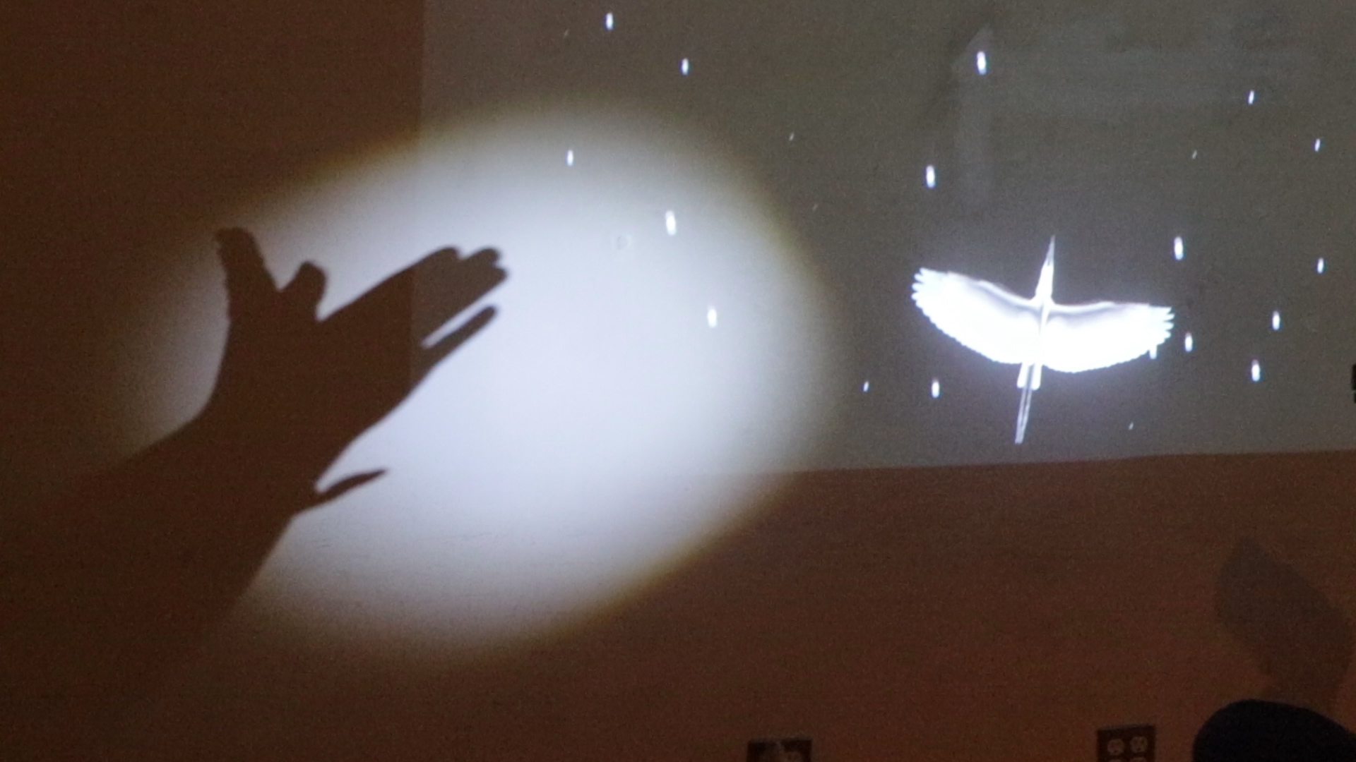 A project that revivifies and sets free shadow puppets from your childhood memories