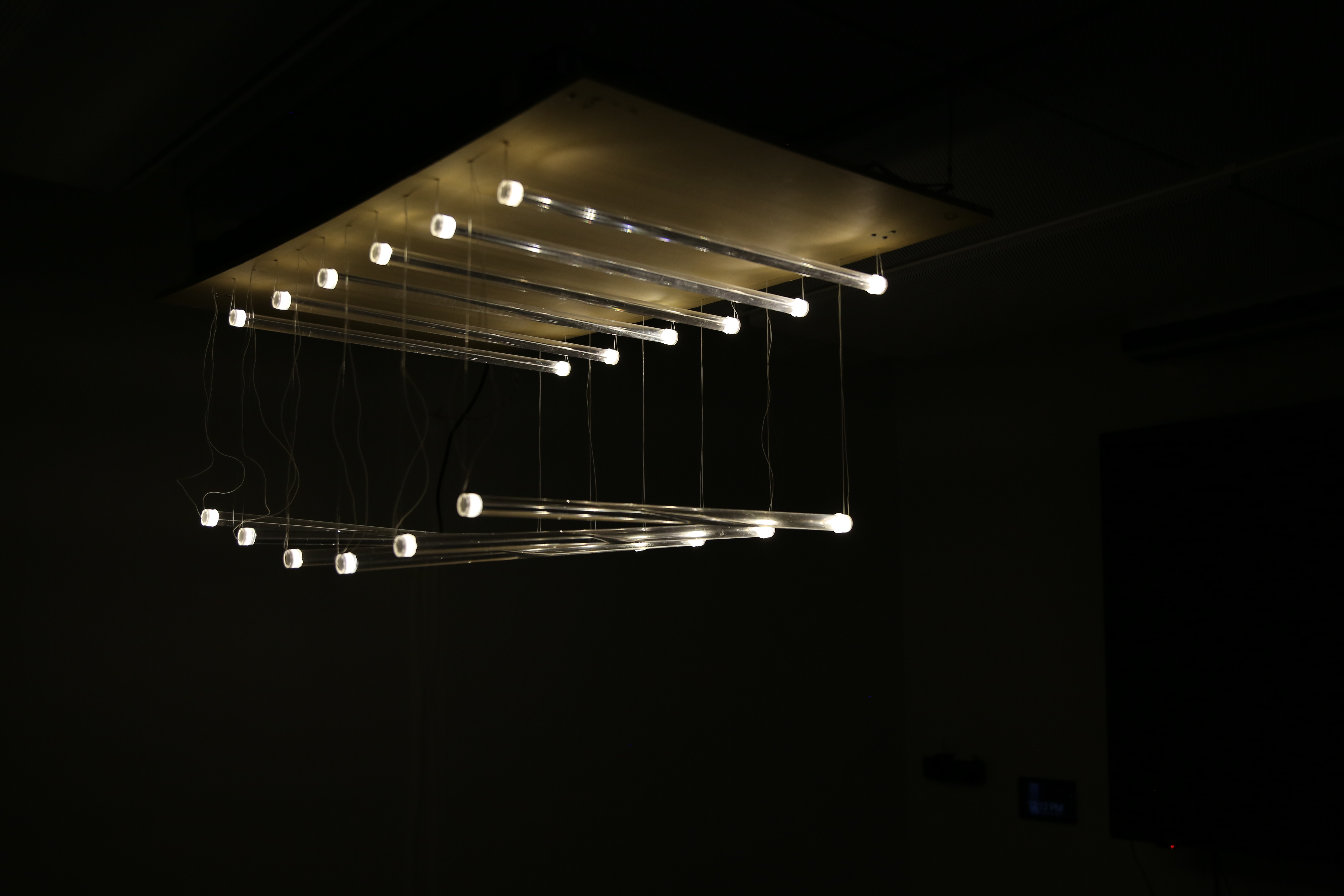 A kinetic light installation that expresses the motion of ebbs and flows